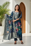 Elegant Viscose Kurti Set with Beautiful Flower Print and Golden Zari Design